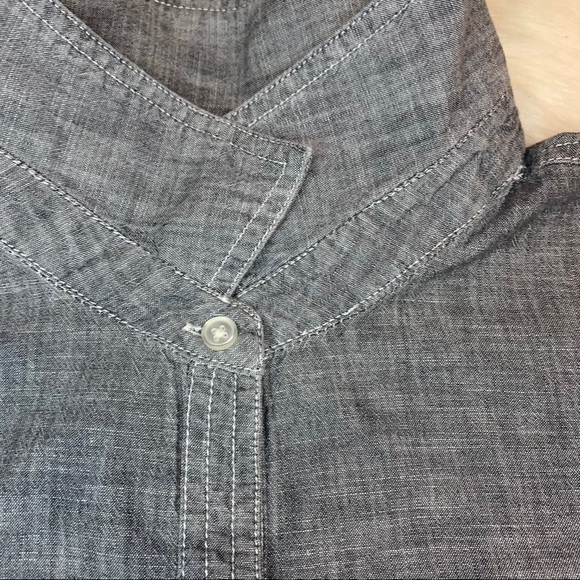 Old Navy Chambray Gray Button Down Shirt - Picture 3 of 16